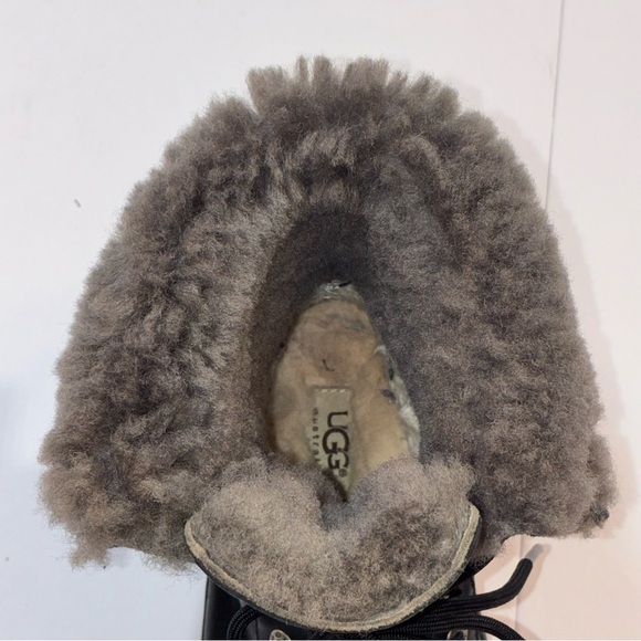 UGG Australia Adirondack II Waterproof Boots Black Gray Women’s Size 8 - Picture 8 of 16